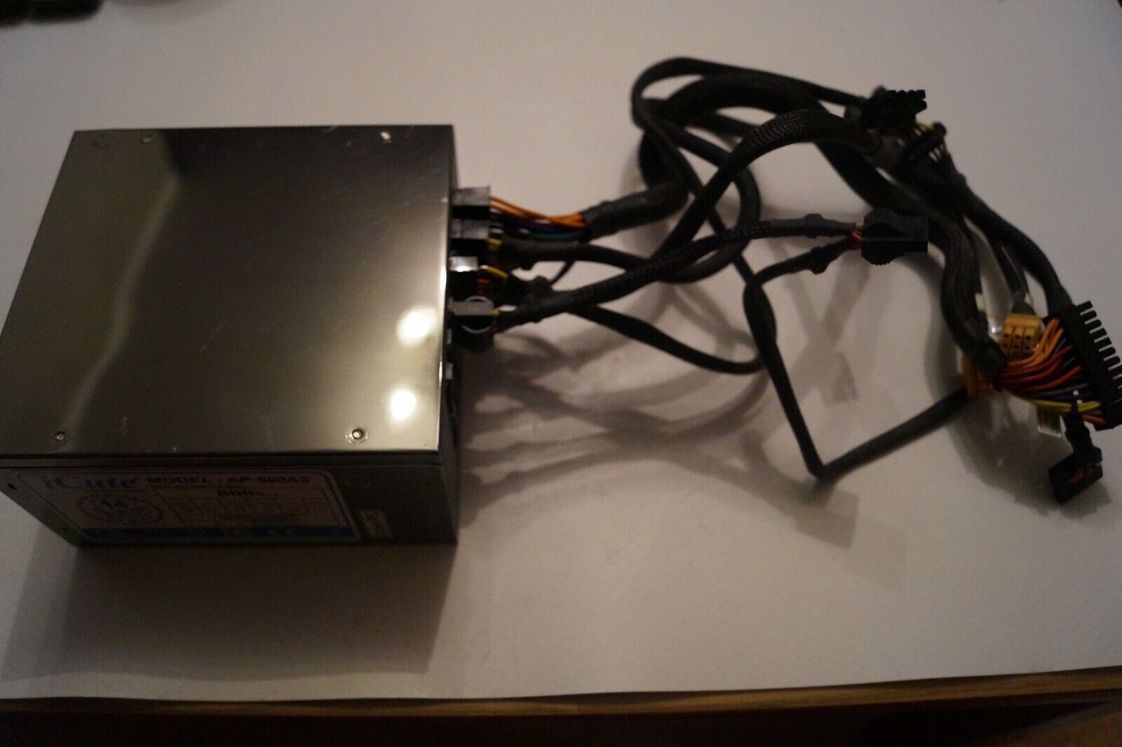 iCute AP-600AS 600W POWER SUPPLY GAMING BLUE LIGHT ULTRA QUIET PFC