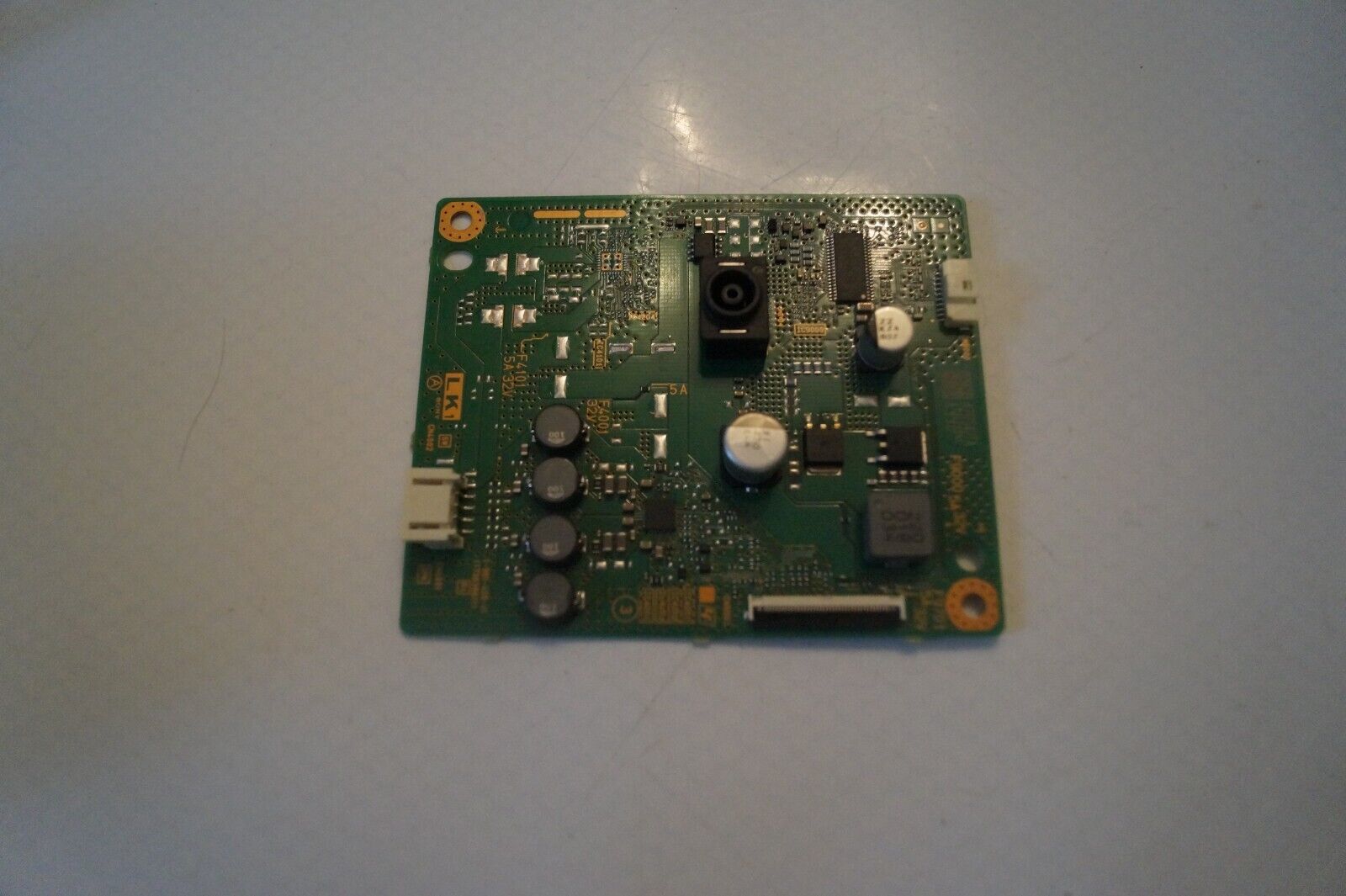 LED DRIVER BOARD 1-981-455-11 (173638611) FOR 32″ SONY KDL-32WE613 LED TV