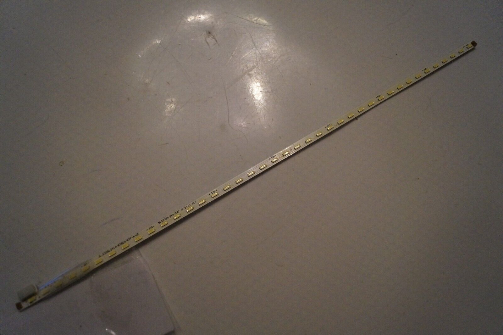 LED STRIP ELED24HDSDVD BACKLIGHT JL.E236L2414-078ES-R7P-M-HF FOR 24″ BUSH TV