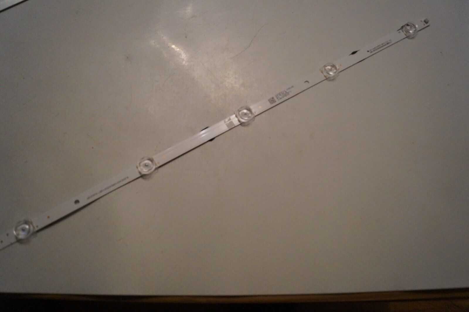 LED STRIP 32A4BGTUK BACKLIGHT FOR 32″ HISENSE TV CRH-BX32X1H30300502019REV1.1