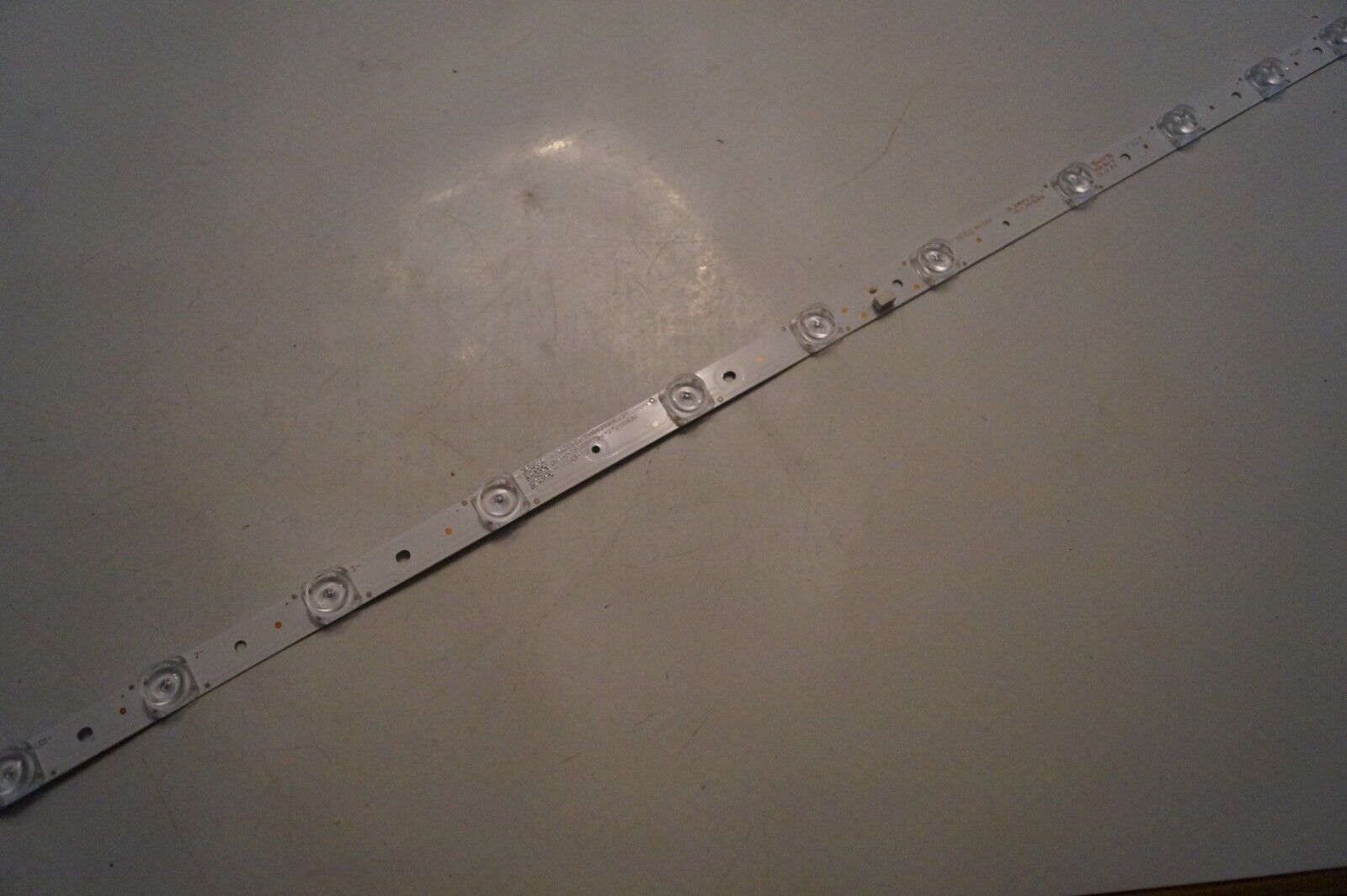 LED STRIP 32RS520K BACKLIGHT KIT FOR TCL 32″ TV  39_3030F.1D_V0.4_20180918