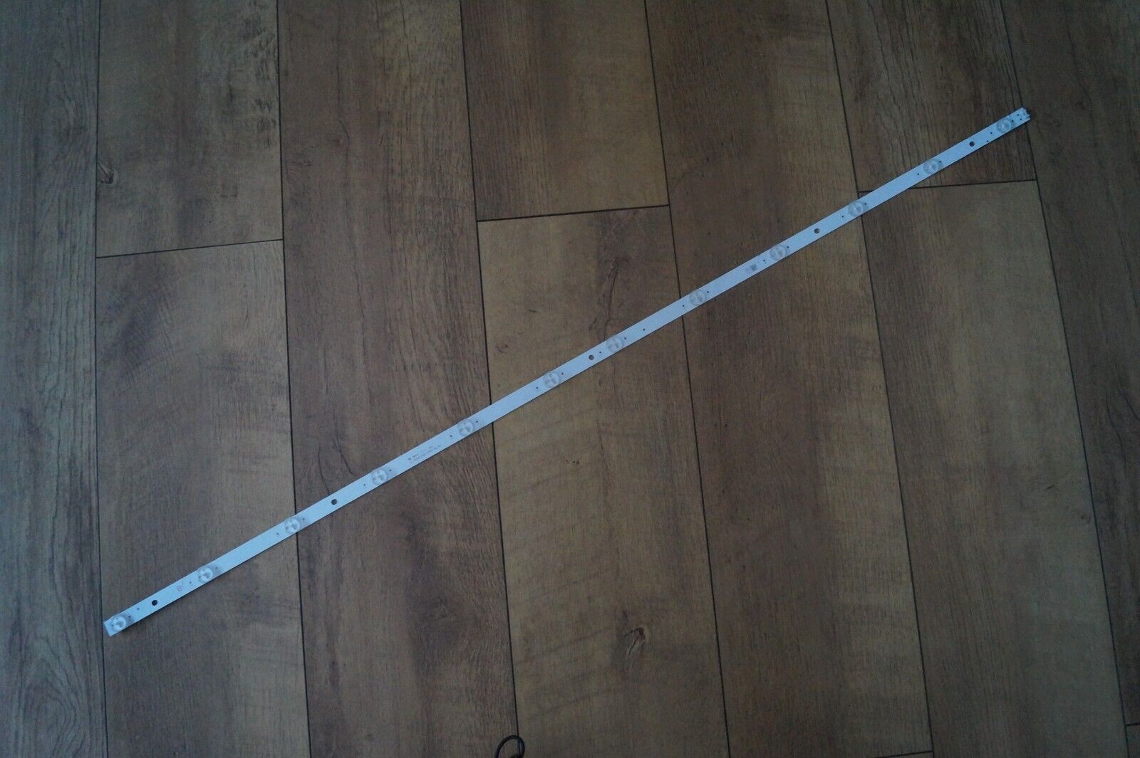 LED STRIP 55UL3063DB BACK LIGHT JL.D550C1330-078CS-M_V01 B TYPE FOR 55″ TOSHIBA