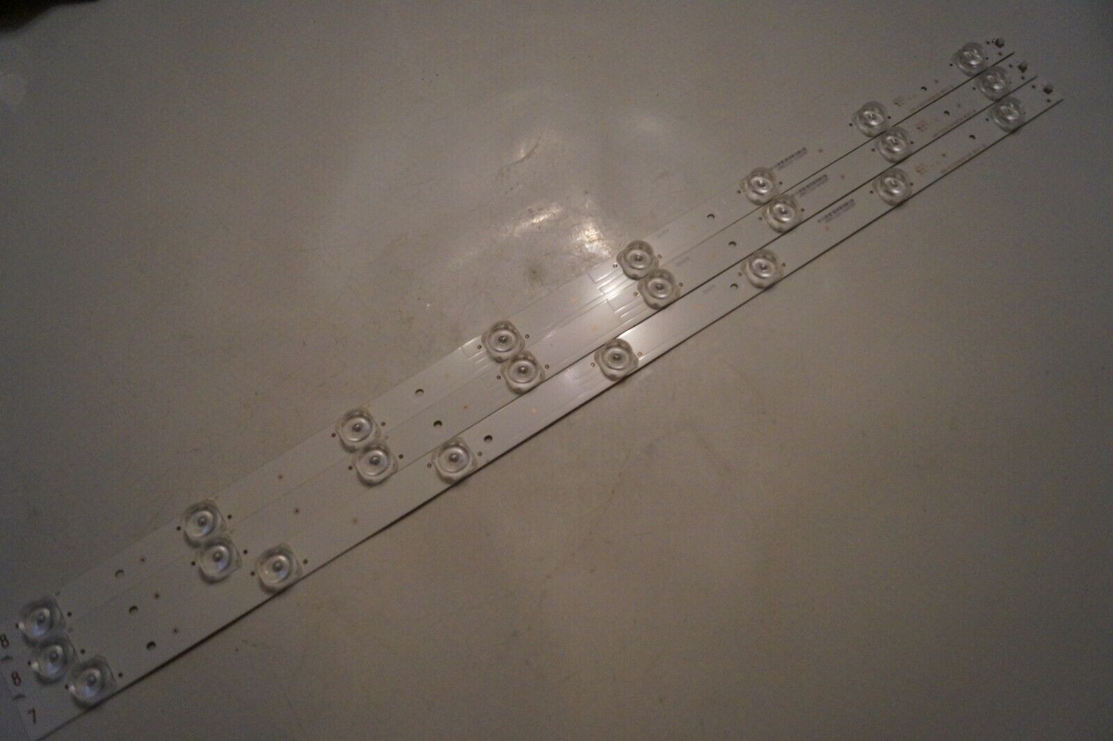 LED BACKLIGHT LC-32CHF5111K STRIPS FULL SET LSC320AN10 32/2340 SHARP TECHNIKA TV