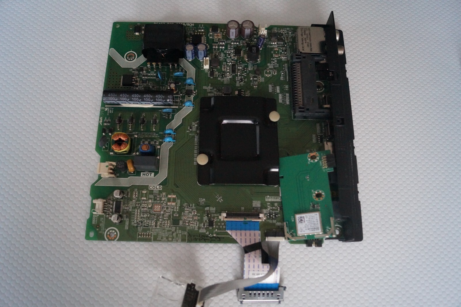 MAIN BOARD RSAG7.820.8869/ROH FOR 40″ HISENSE H40B5600UK , JHD396V1F01-TXL1