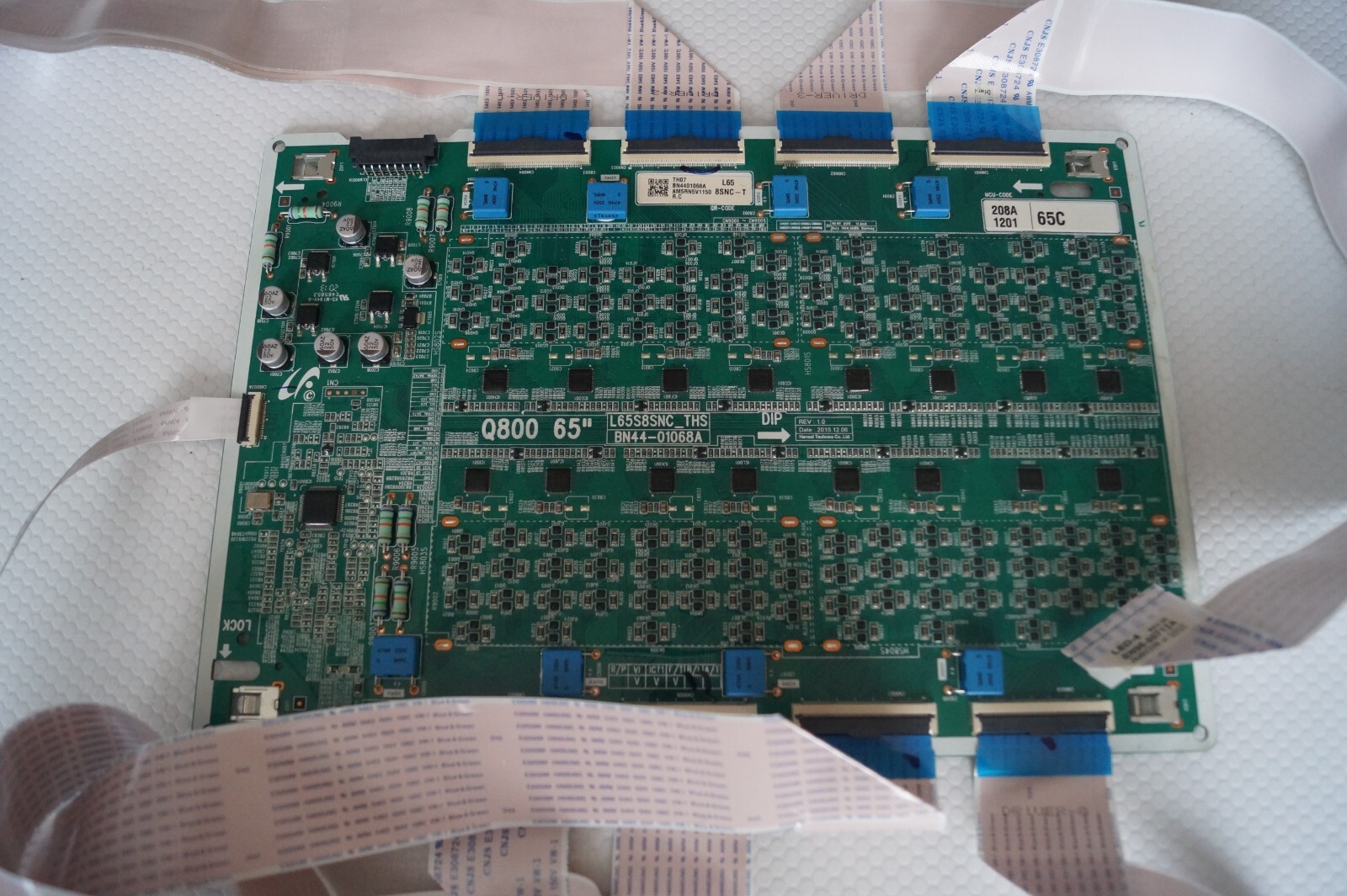 LED DRIVER BOARD BN44-01068A  FOR 65″ SAMSUNG QE65Q800TAT , CY-TT065JMLVH