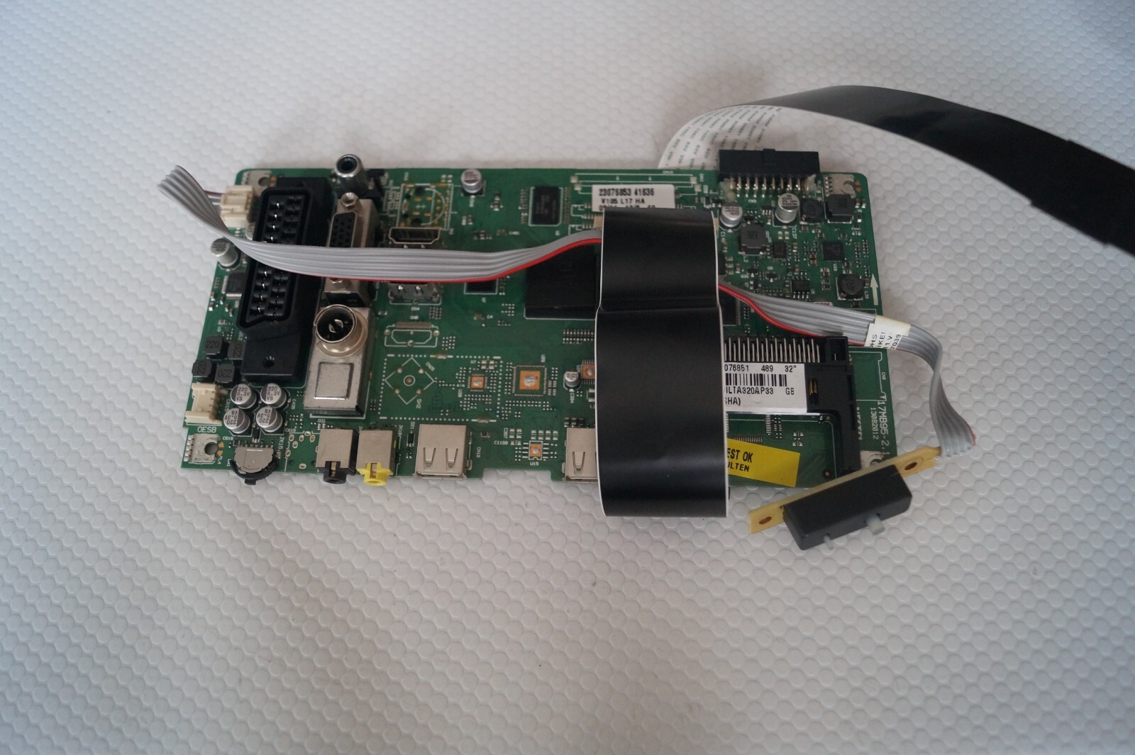 MAIN BOARD 23076851 17MB95-2 FOR 32″ SHARP LC-32LD135K