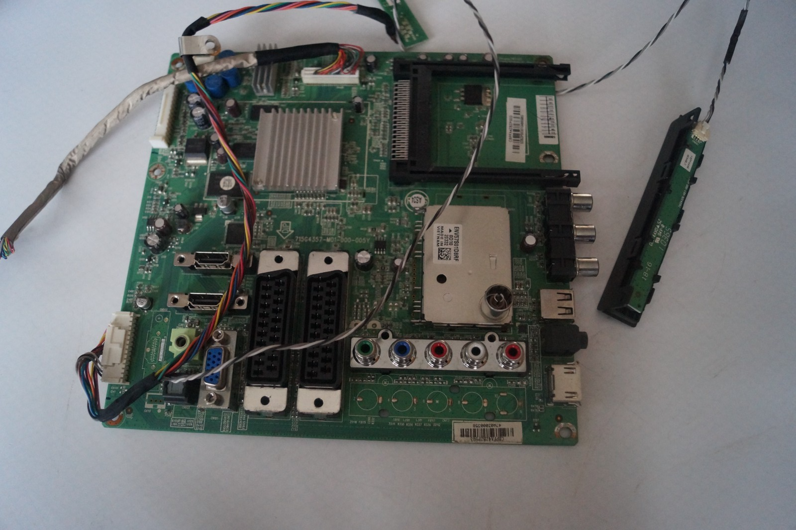 MAIN BOARD 715G4357-M01-000-005Y FOR 32″ TOSHIBA 32SL738B , LC320EXN (SC) A2)