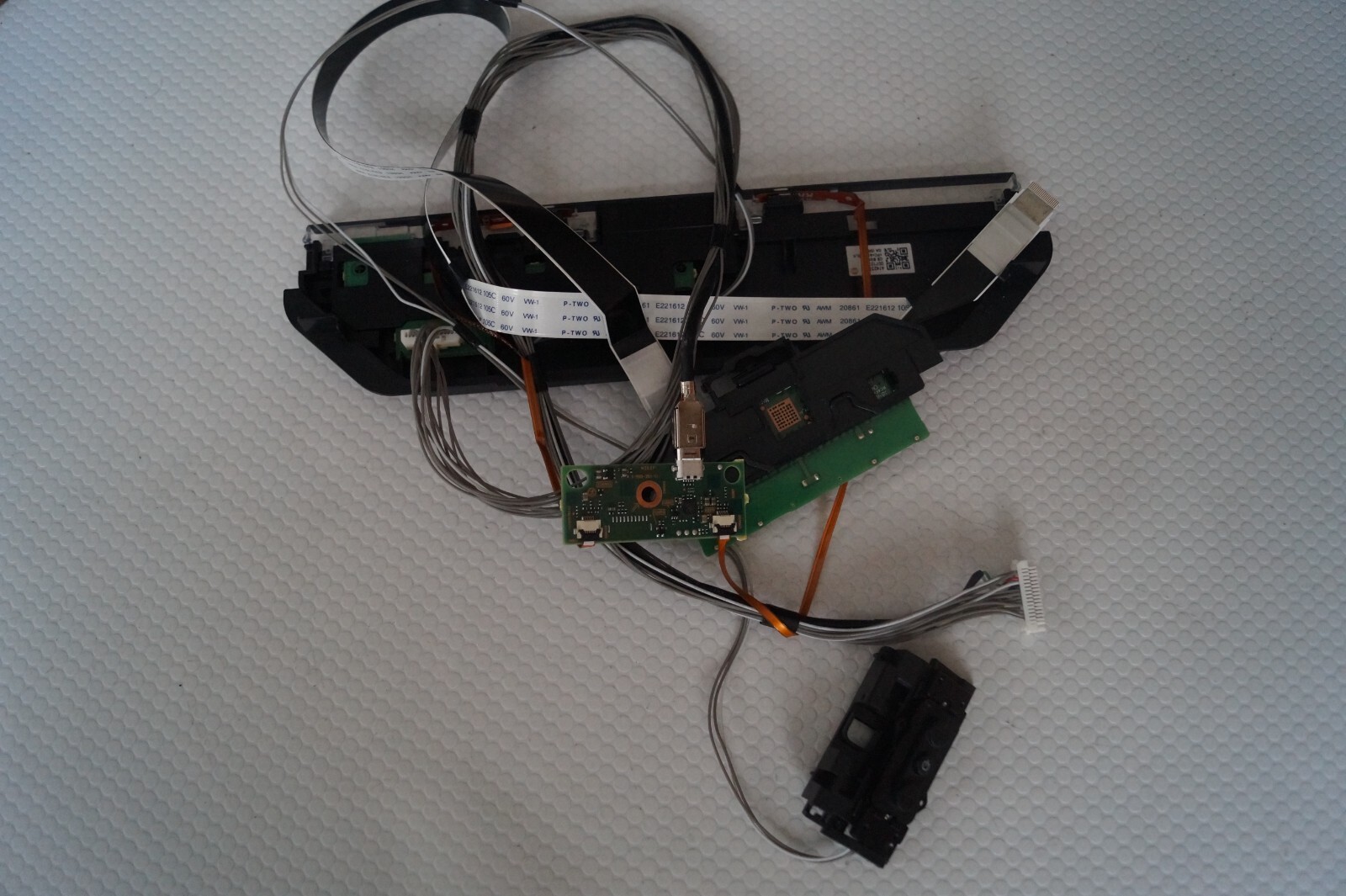 IR SENSOR & WIFI MODULE BOARD FOR 65″ SONY KD-65XG9505