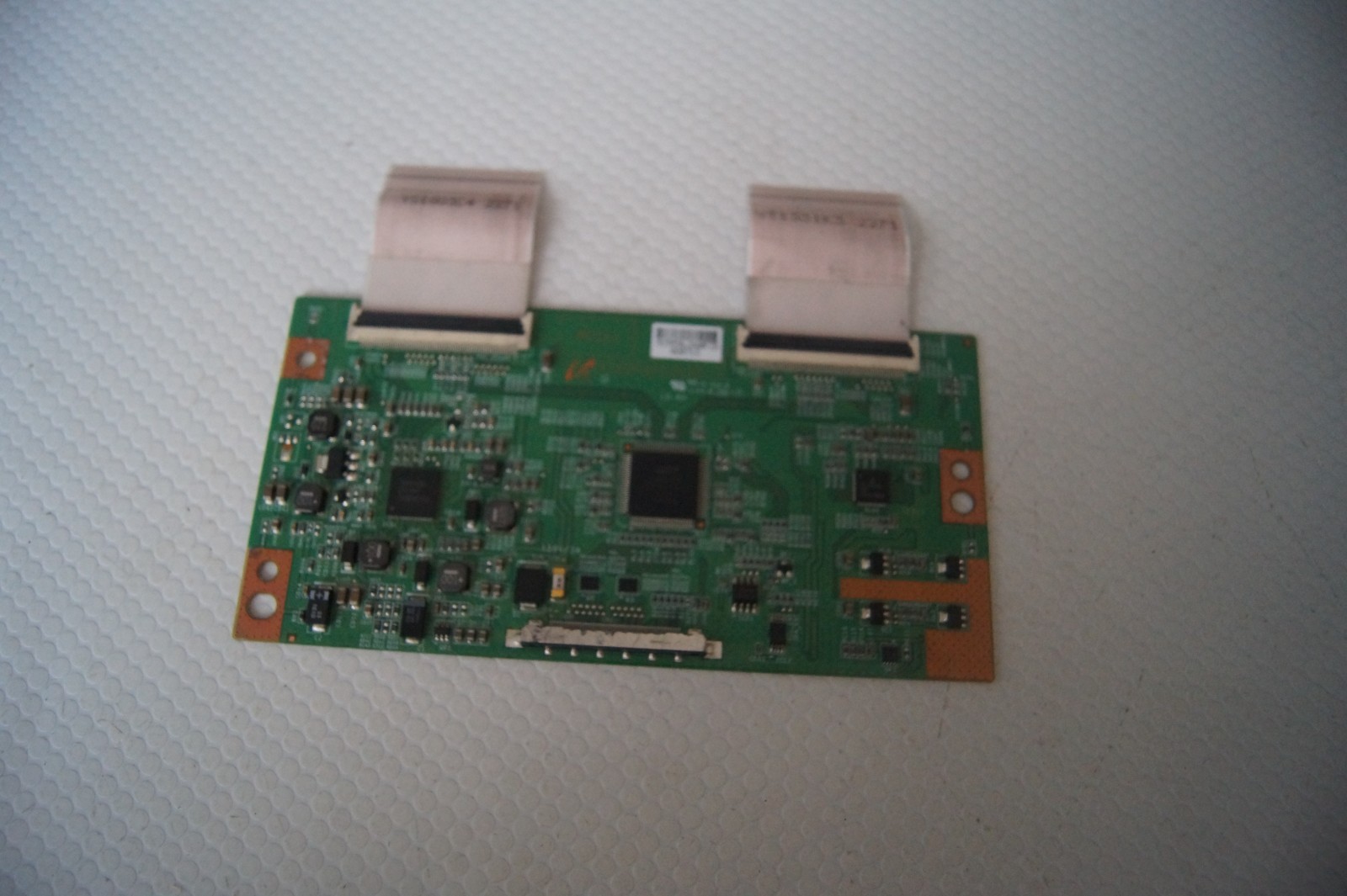 T-CON BOARD S100FAPC2LV0.3 46″ TECHNIKA LCD-46-270 , LTA460HM03