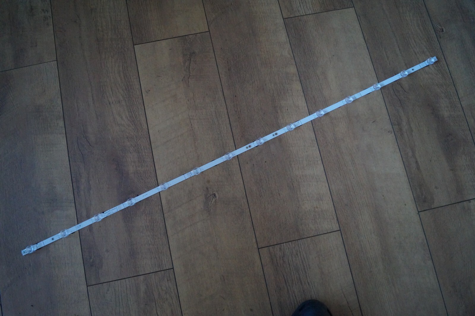 LED STRIP 58A7100FTUK  BACKLIGHT LB58007 V0 FOR 58″ HISENSE TV, HD580X1U91-L1