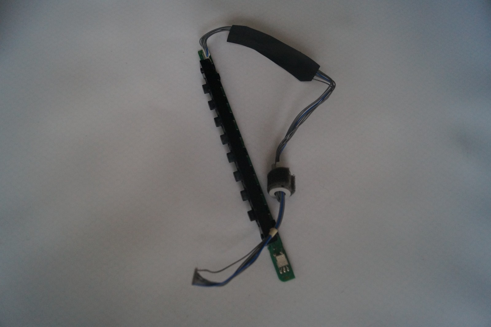 IR SENSOR & CONTROL BOARD FOR 50″ LG 50PA4500 TV