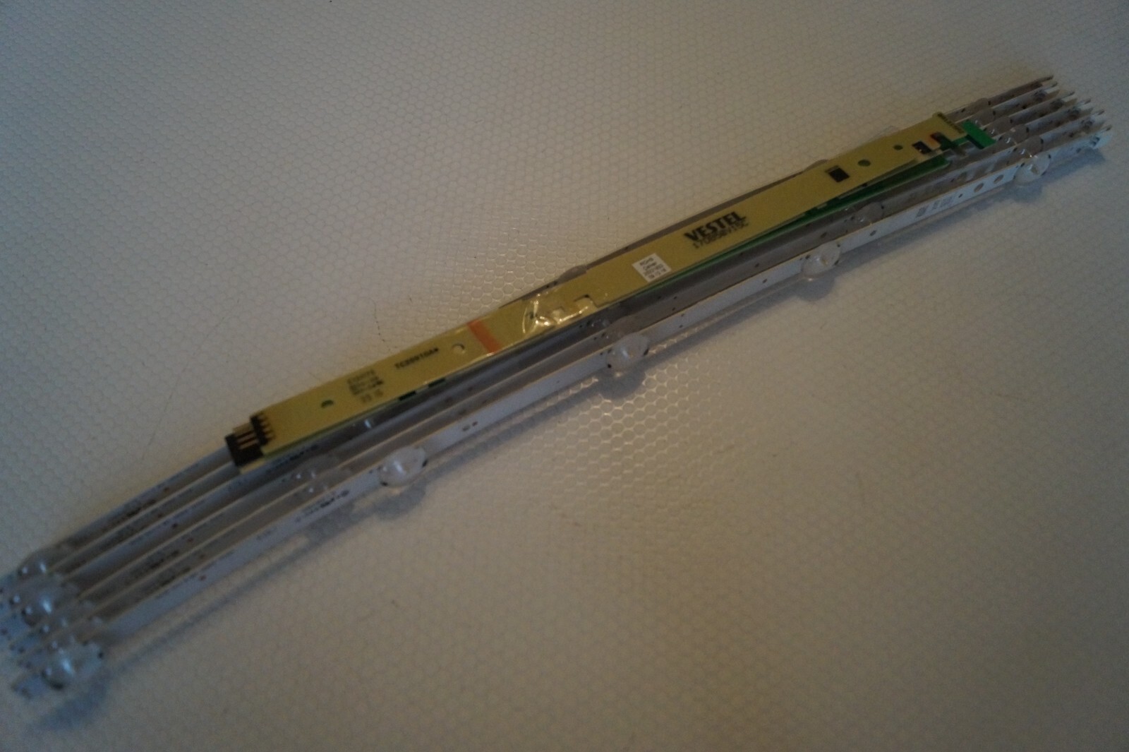 BACKLIGHT SET FOR 50″ DIGIHOME 50287FHDDLED TV 4xA 2xB TYPES , VES500UNDC-2D-N12