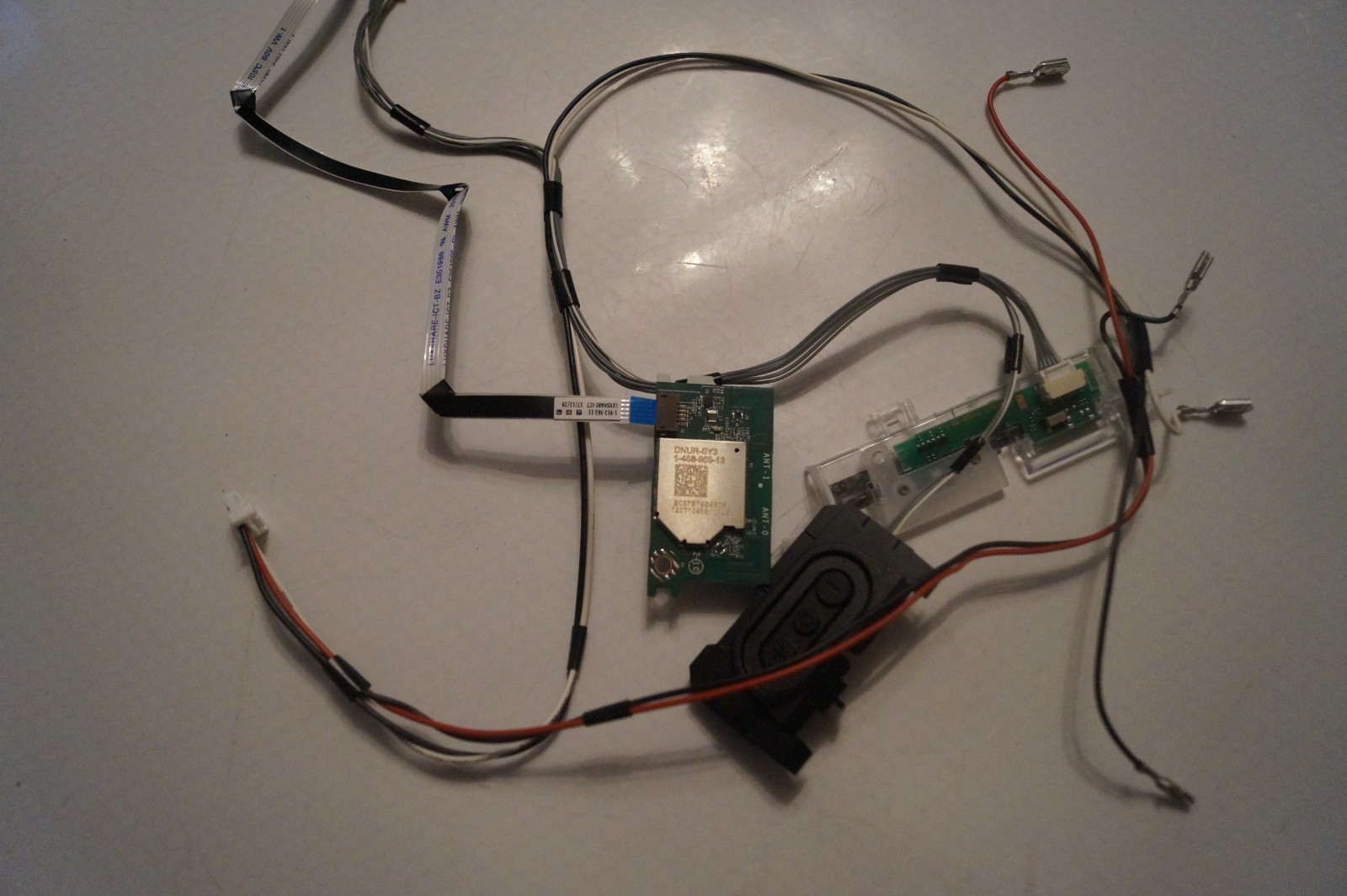 IR SENSOR & WIFI BOARDS FOR 43″ SONY KDL-43WF663 LED TV