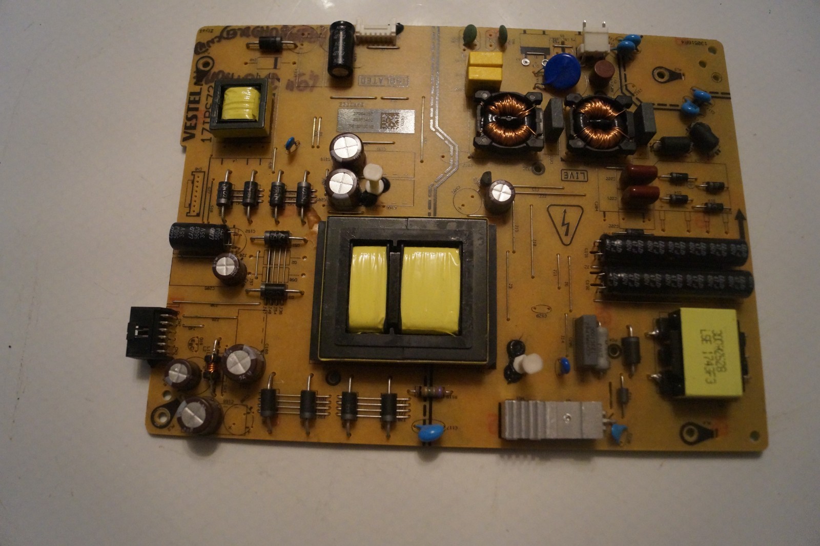 PSU POWER SUPPLY BOARD 17IPS72 23383402 FOR 49″ DIGIHOME 49298UHDDLEDCNTD LED TV