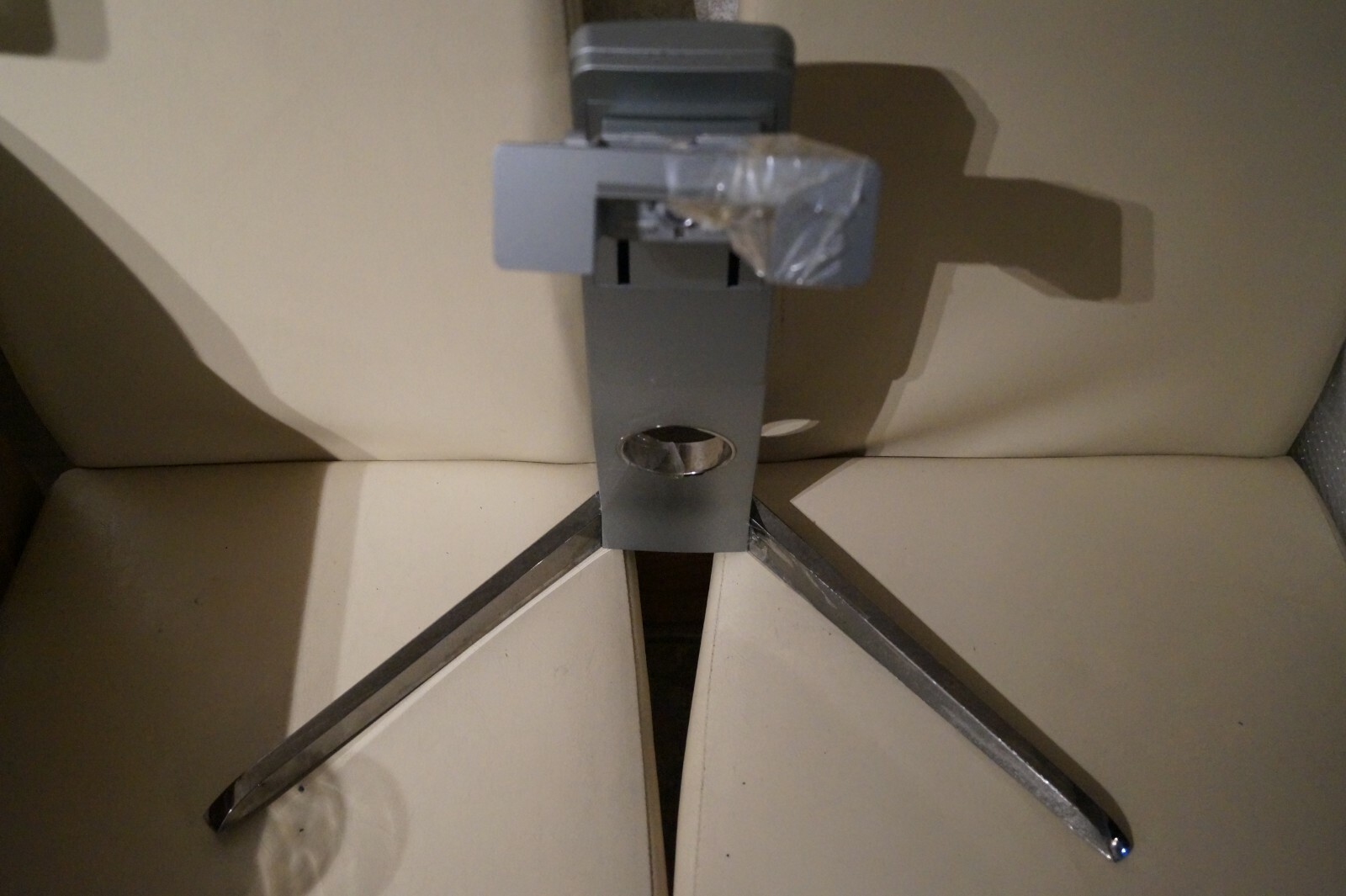 TABLETOP PEDESTAL STAND FOR 35″ BENQ EX350I-T CURVED MONITOR + GENUINE SCREWS