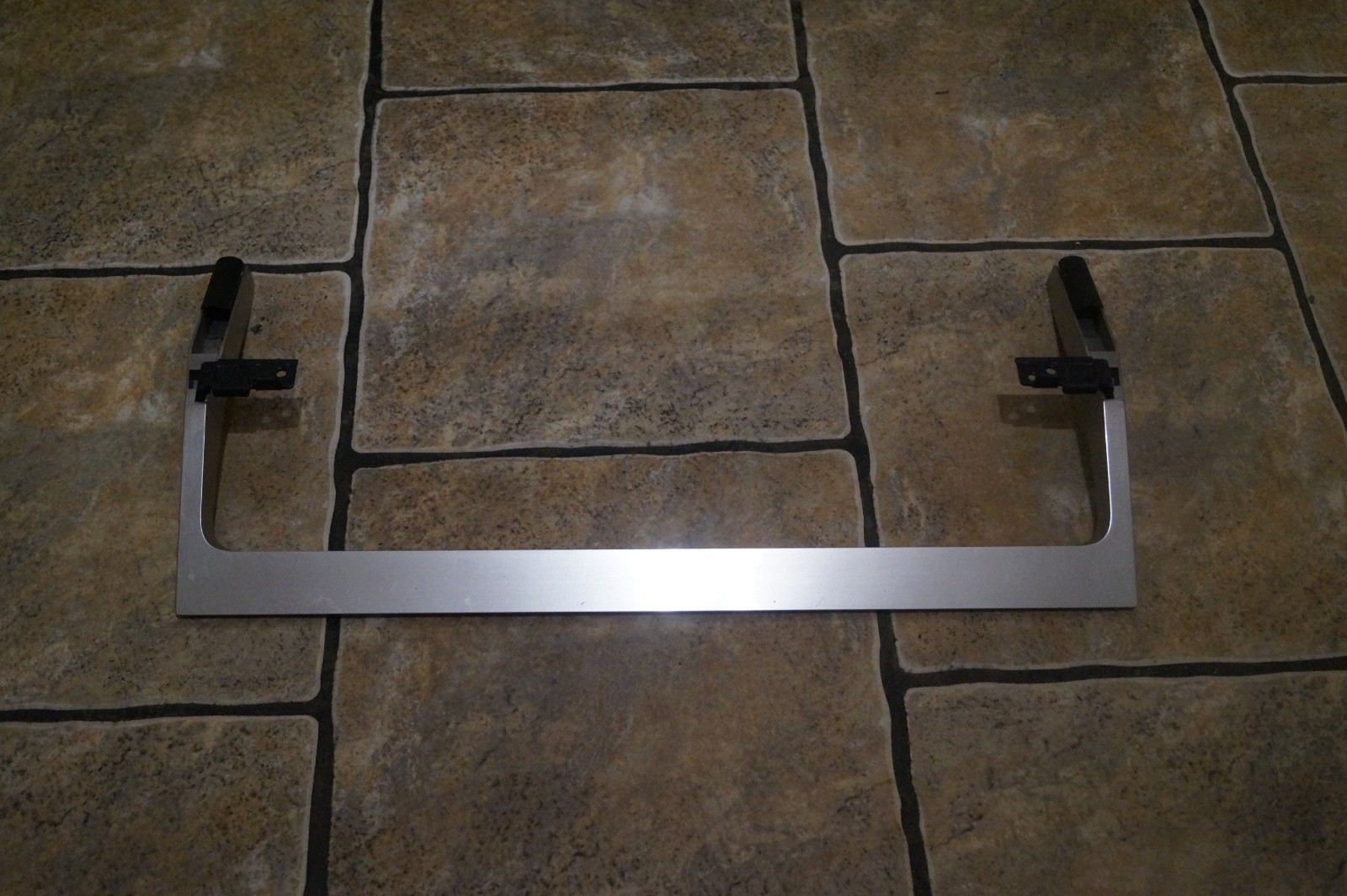 STAND SONY KD-49XF8096 TABLETOP PEDESTAL BASE FOR 49″ TV + GENUINE SCREWS