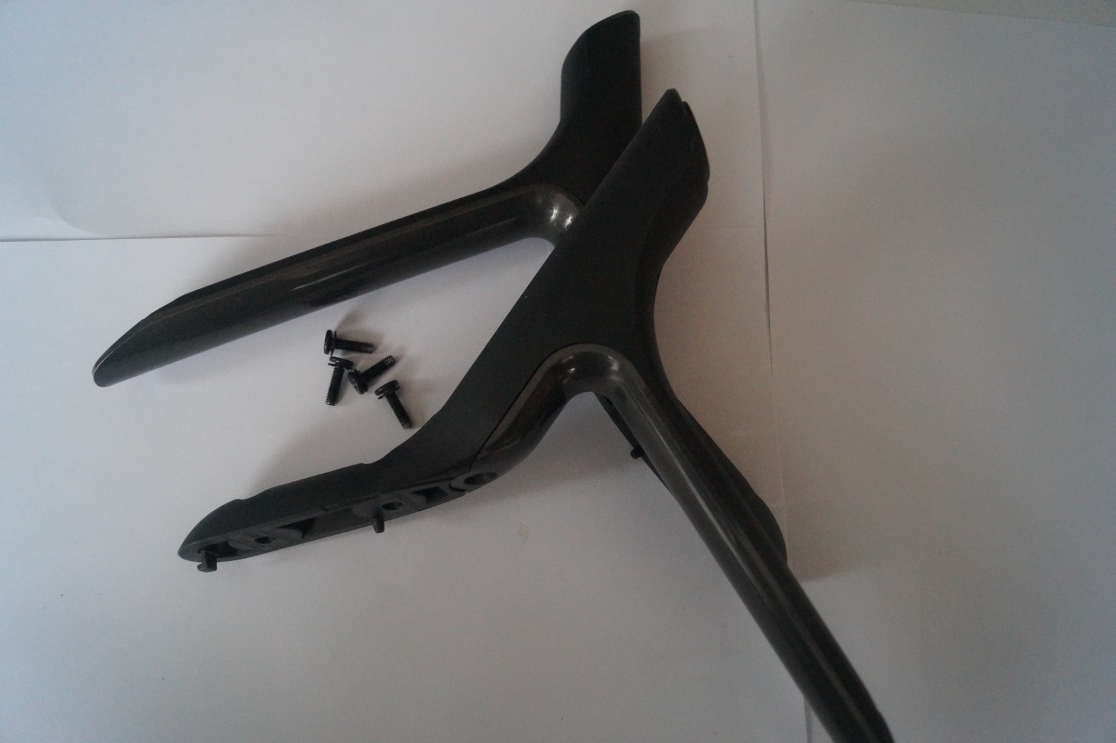 TABLETOP STAND LEGS LEFT & RIGHT FOR 42″ LG 42LF580V TV GENUINE + SCREWS