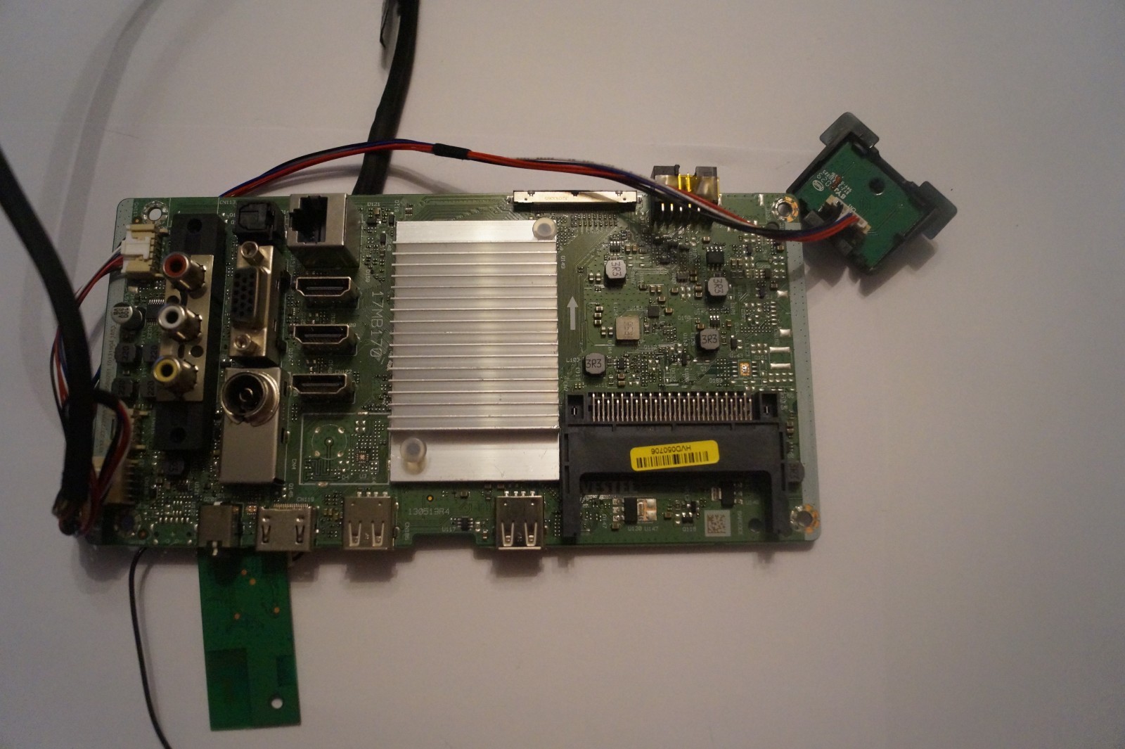 MAIN BOARD 17MB170 23722955 FOR 43″ JVC LT-43CF890 , VES430QNDL