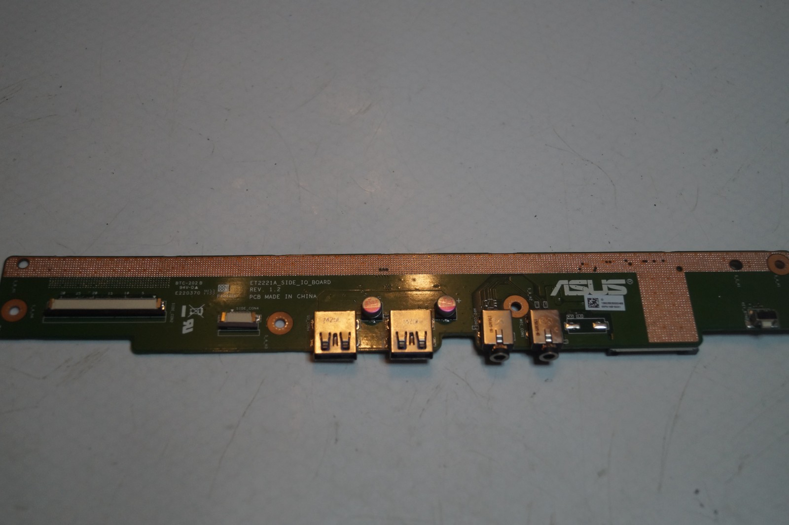 SIDE IO BOARD FOR ASUS AIO ET2221A