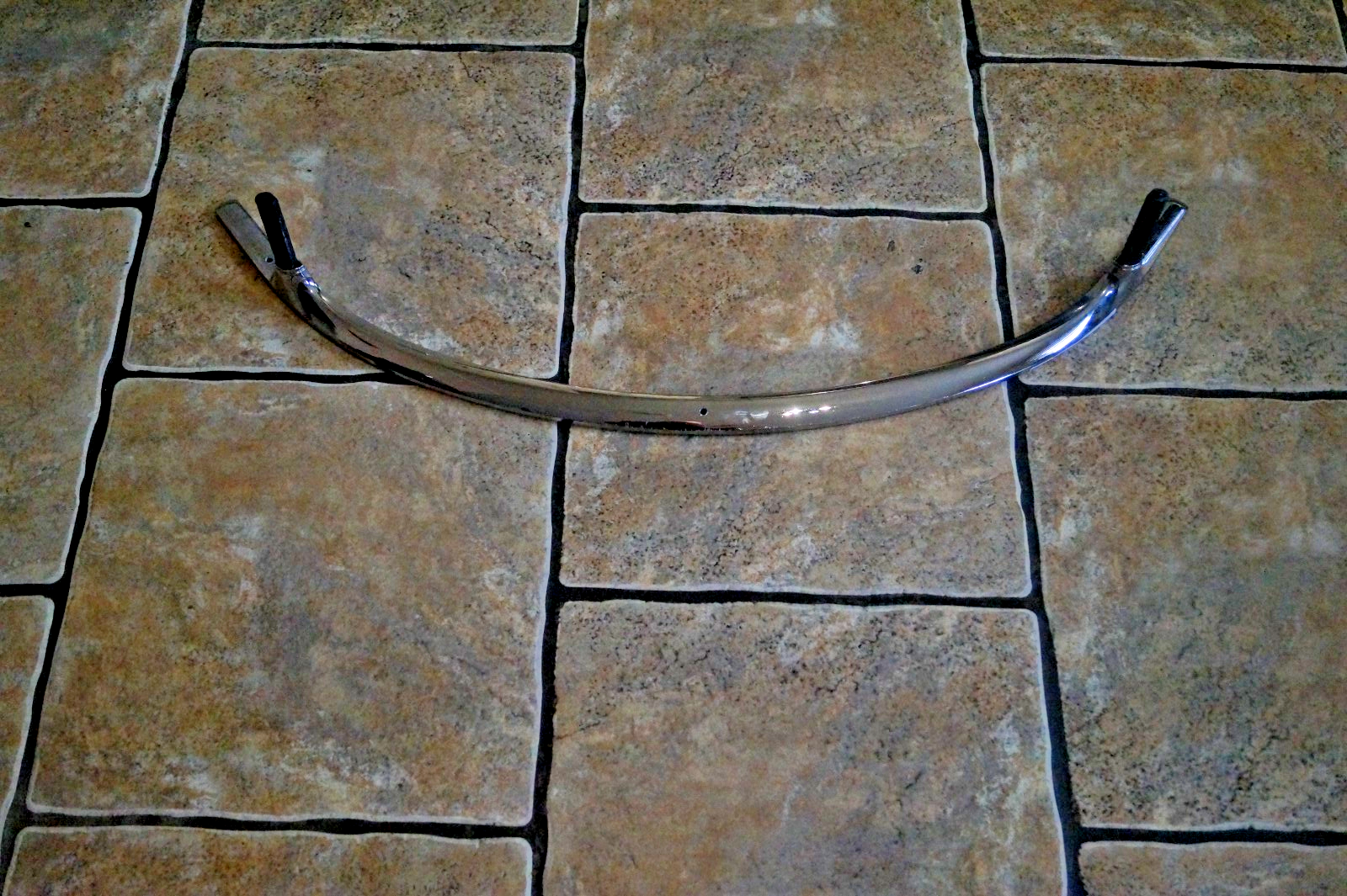 STAND UE32H4510AK TABLETOP GENUINE BASE FOR 32″ SAMSUNG LED TV + GENUINE SCREWS