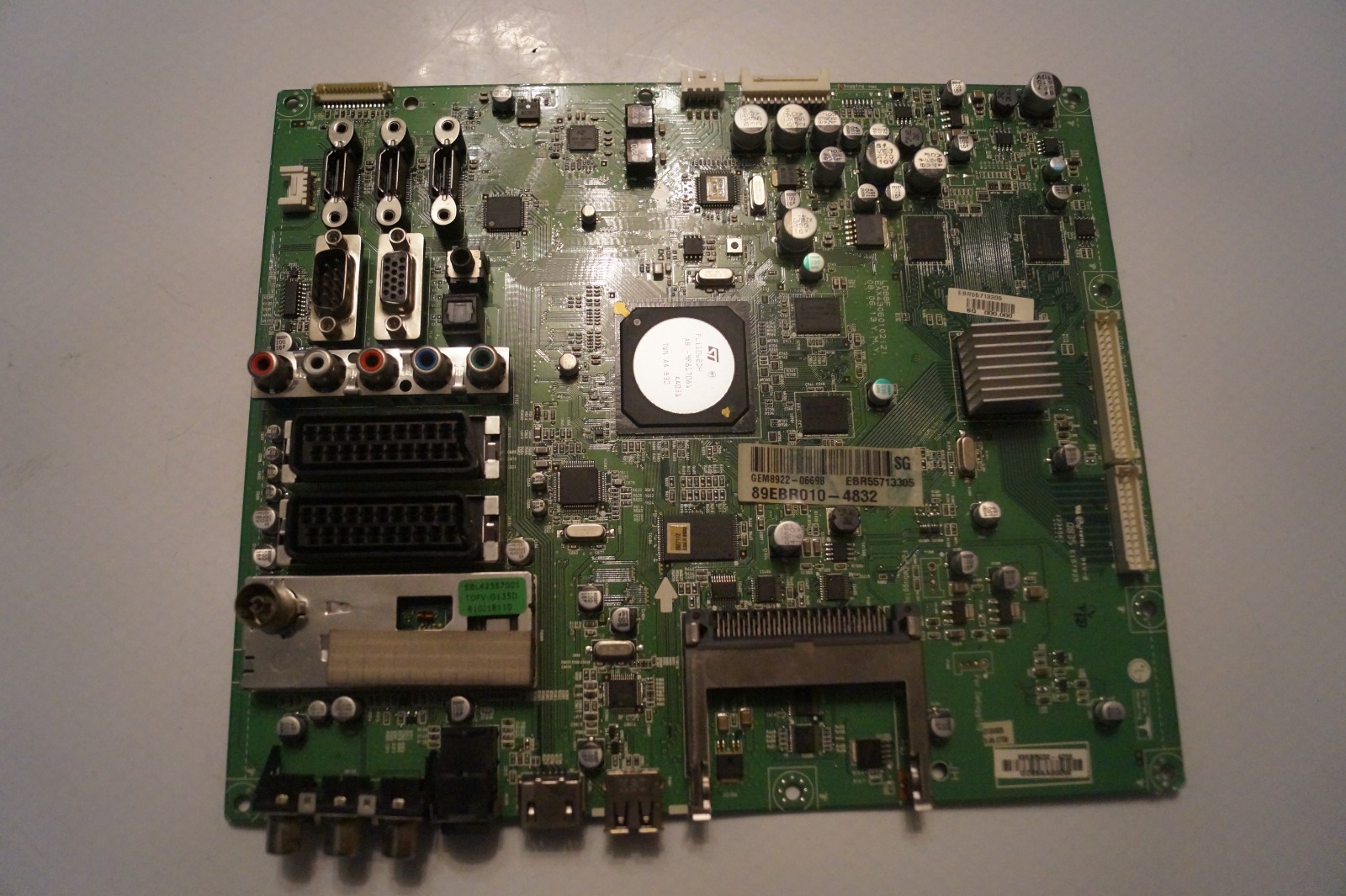 LG 52LG7000 Main AV BOARD EBR55713305  EAX43060102(2)  LD88F SHARP PANEL