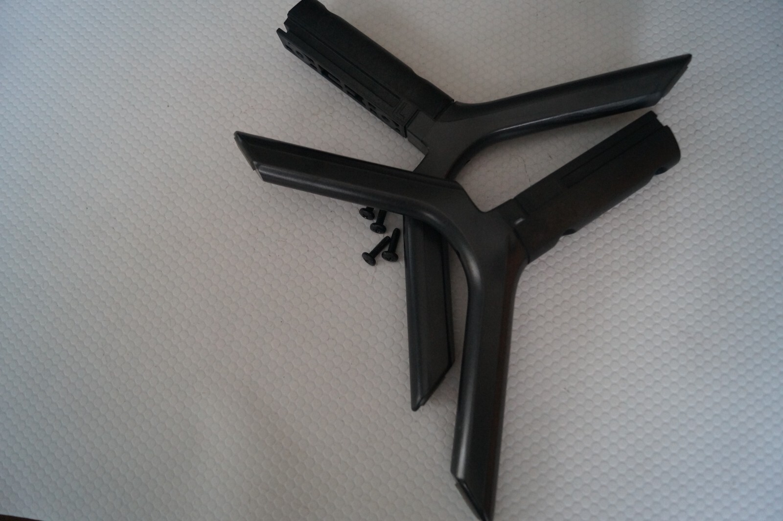 TABLETOP STAND LEGS L & R FOR 43″ SAMSUNG UE43NU7120K tv