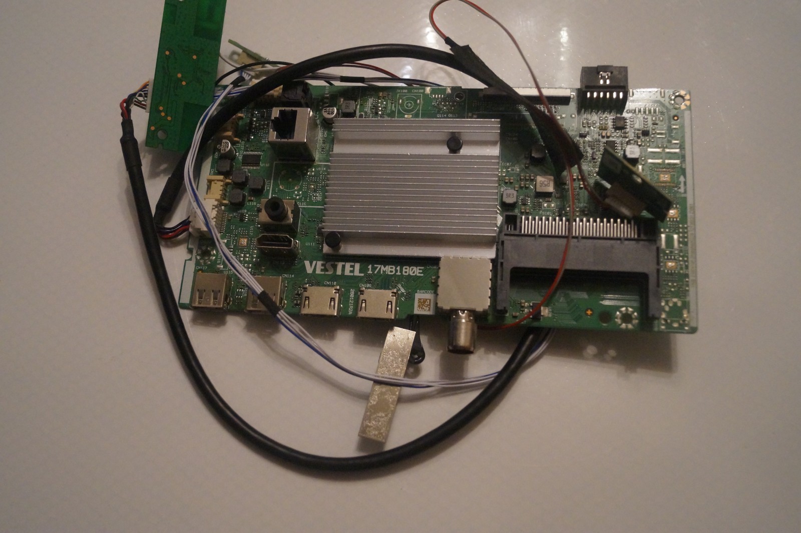 MAIN BOARD 17MB180E  23804195 FOR 50″ TOSHIBA 50UF3D53DB , VES530QNDB-N2-N41