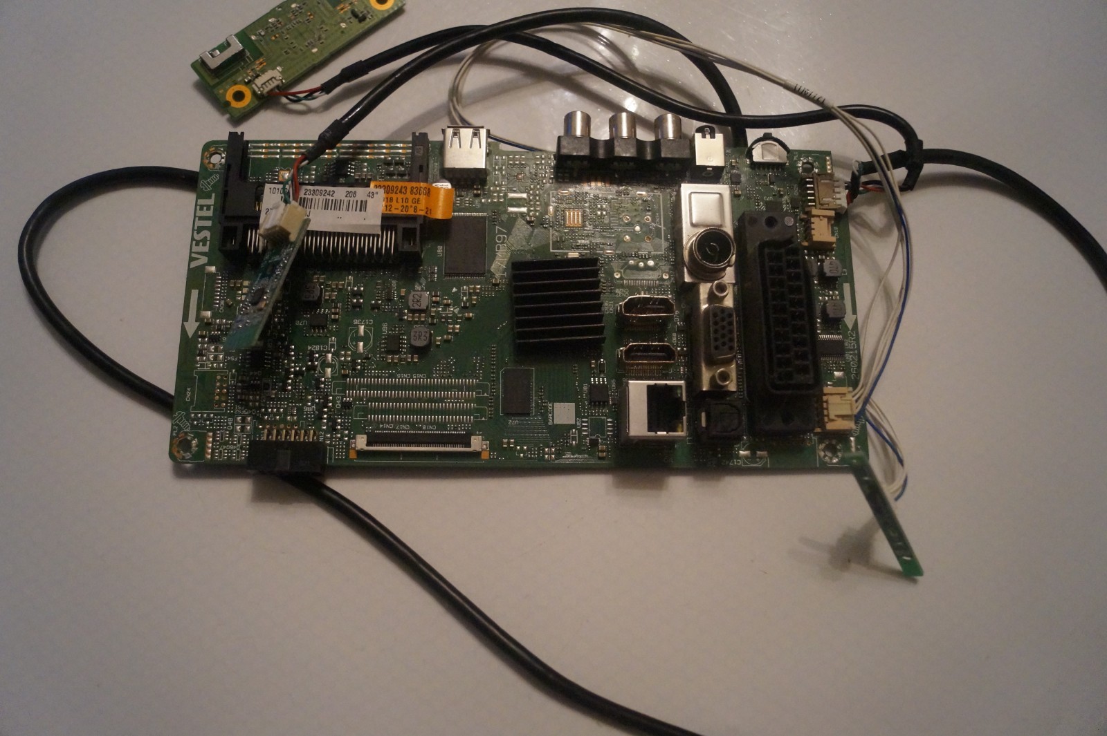 MAIN BOARD 17MB97 23309242 FOR 43″ BUSH DLED43287FHDCNTD , VES430UNDL