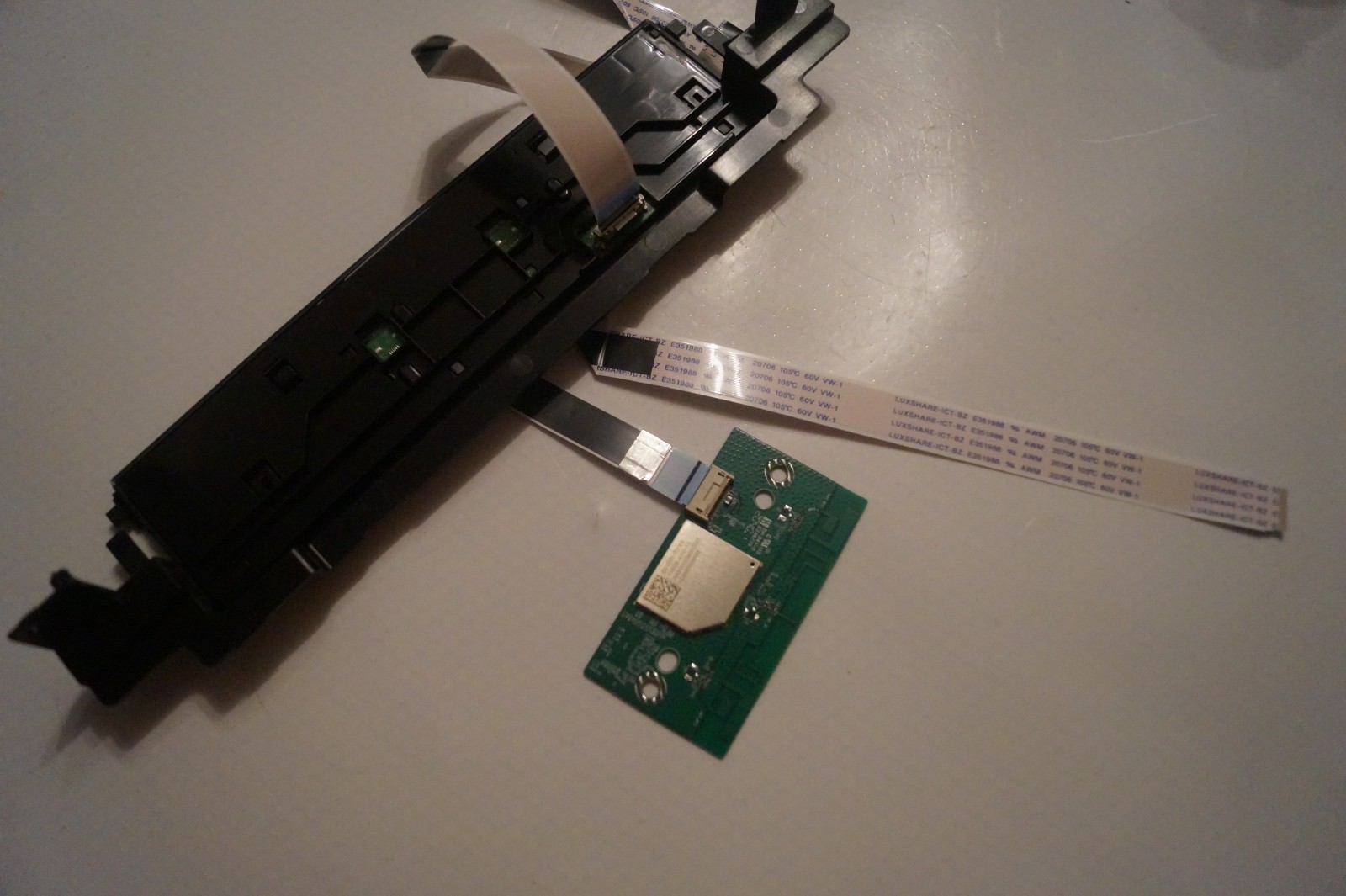 IR SENSOR & WIFI BOARD FOR 55″ SONY KD-55XH8196