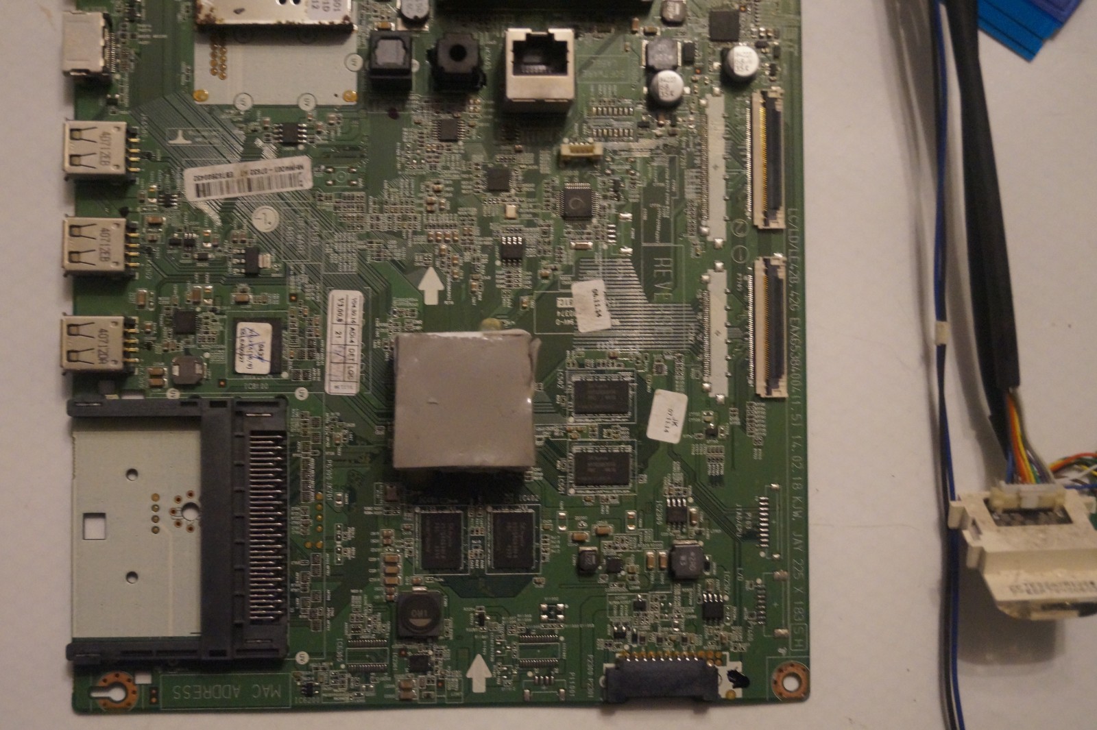 MAIN BOARD EBT62800432 EAX65384004(1.5) FOR 42″ LG 42LB630V , LC420DUH