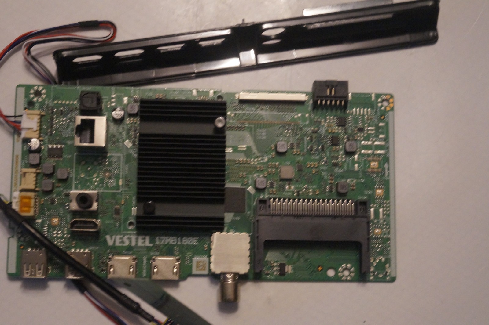 MAIN BOARD 17MB180E 23913315 FOR 43″ BUSH 58UT24SB VES580QNZT-N2-Z02