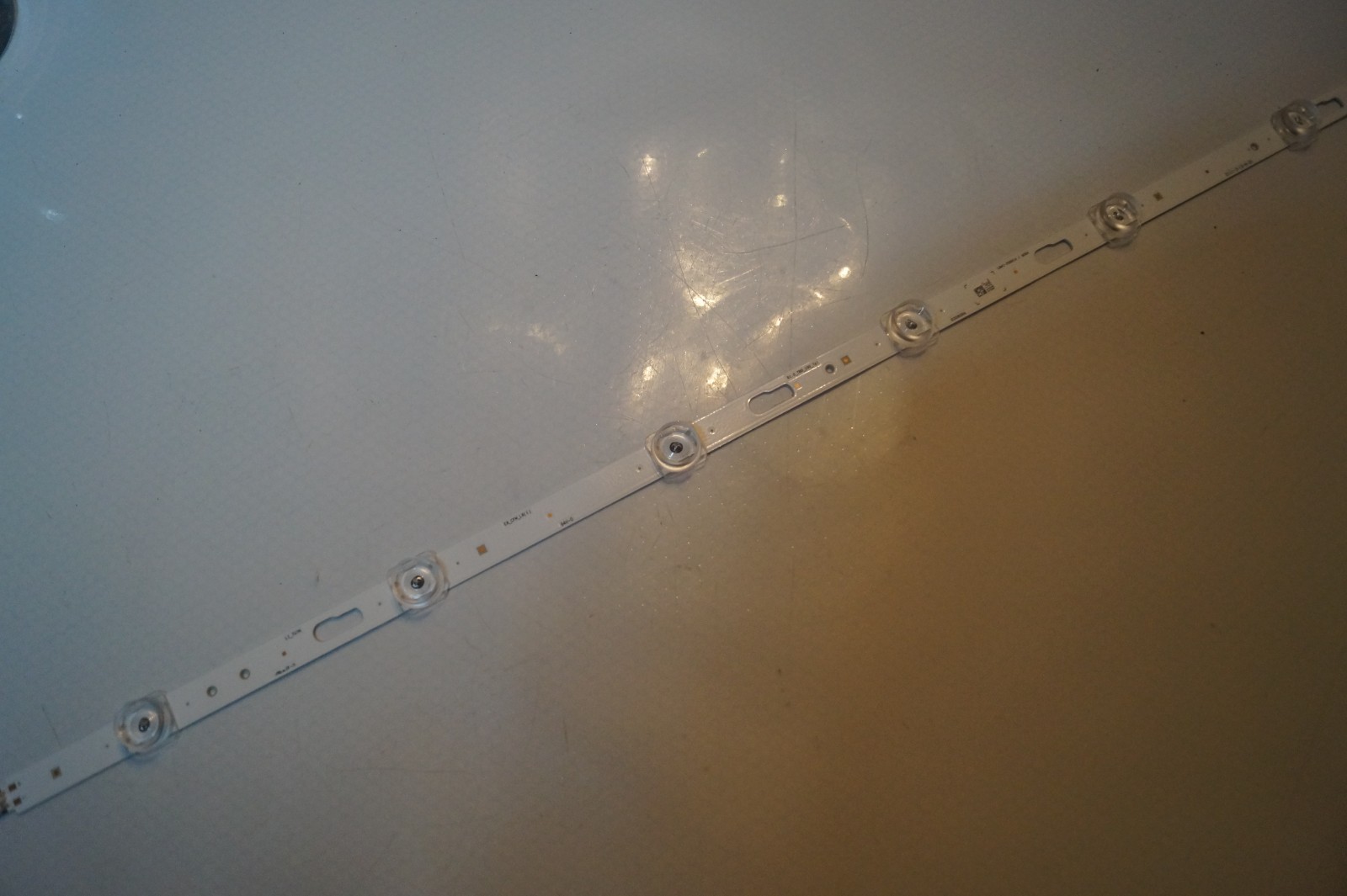 LED STRIP LM41-00891A / 901A for 58″ SAMSUNG UE58AU7100K TV SCR: CY-GT058HGPV1H