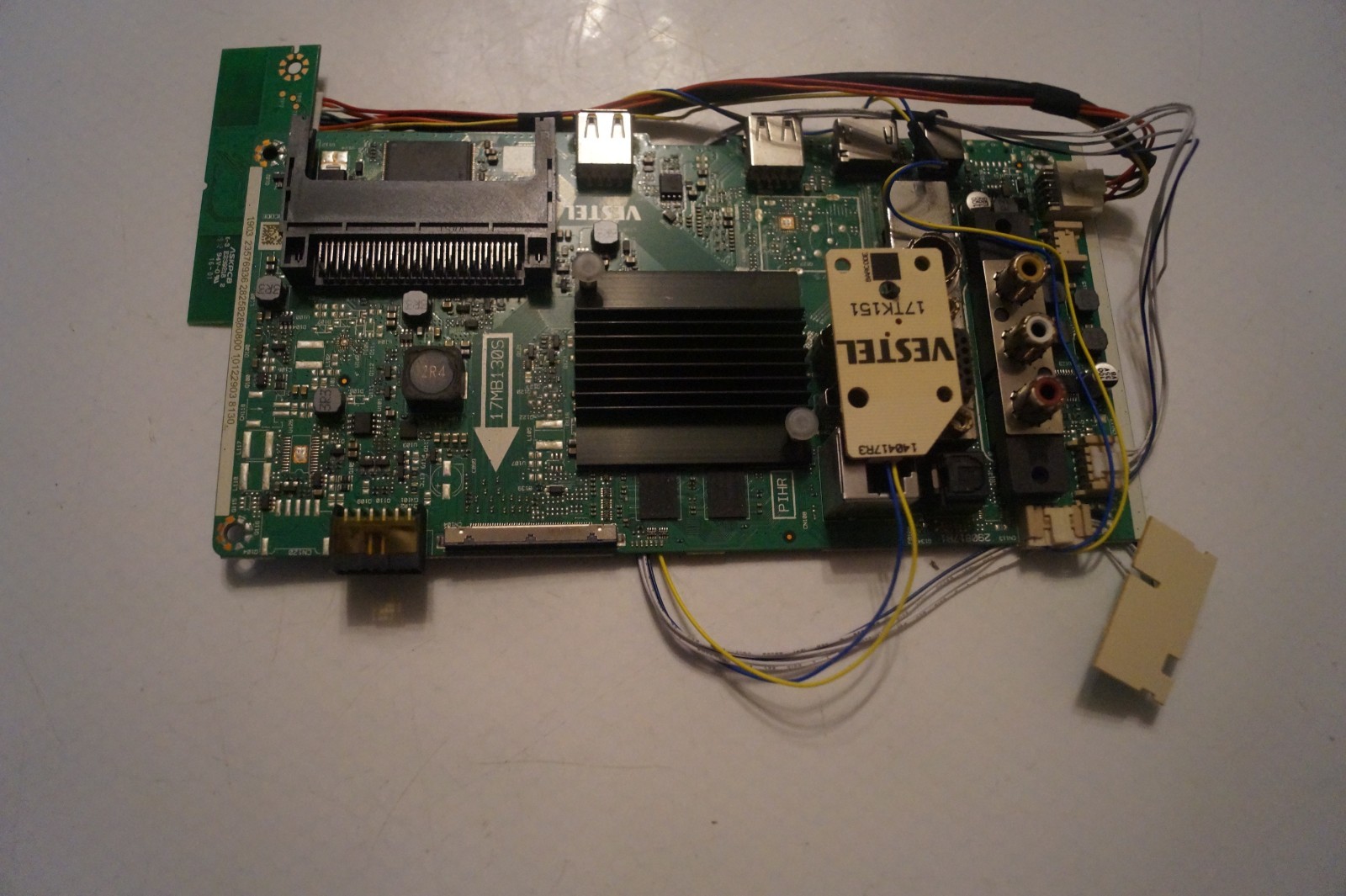 MAIN BOARD 17MB130S 23576936 FOR 43″ PANASONIC TX-43GX550B , VES430QNYL-2D-N02