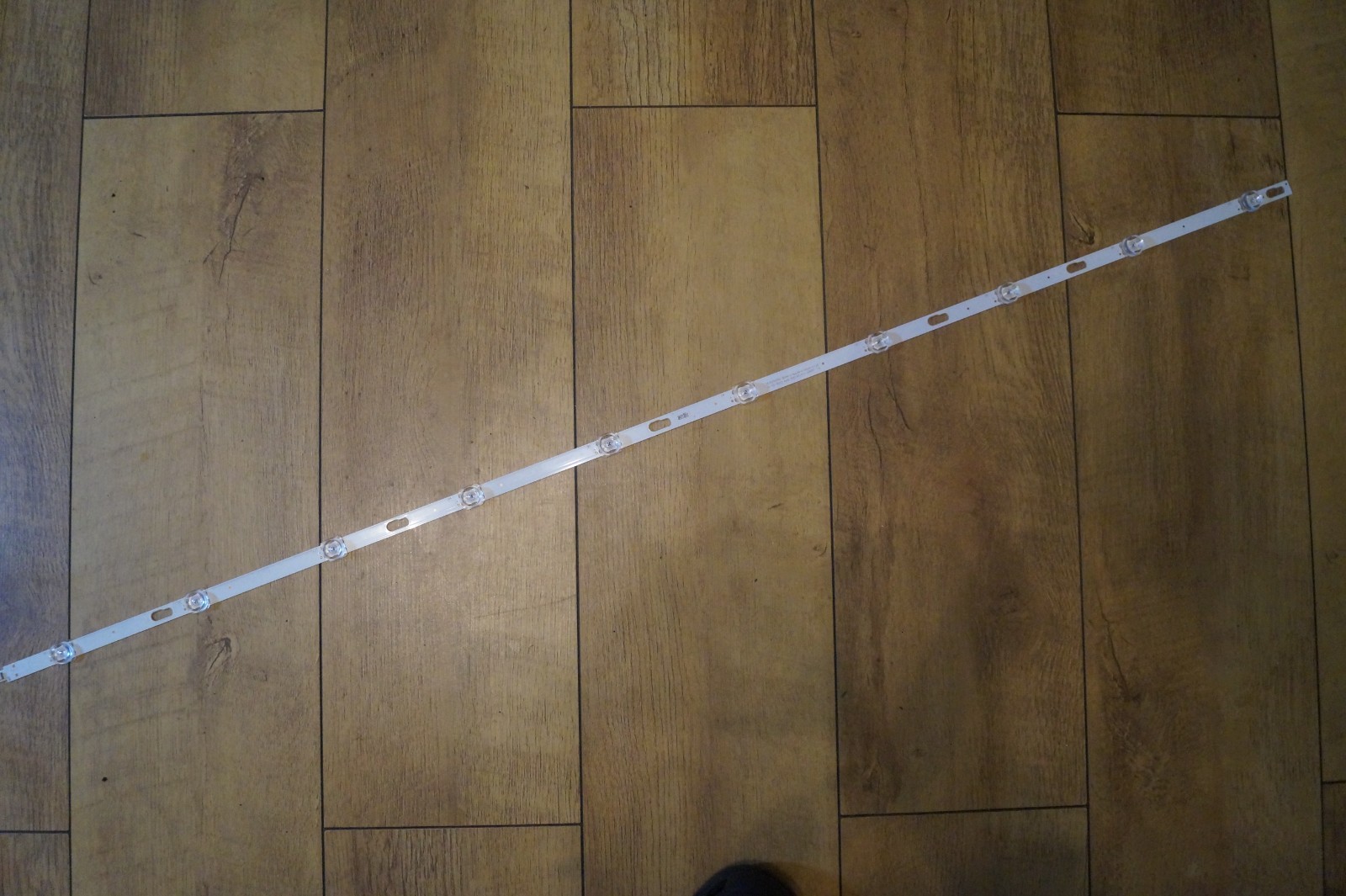 LED STRIP 261501010104 for 55″ SAMSUNG UE55AU7100K TV SCR: CY-GT055HGHR4V