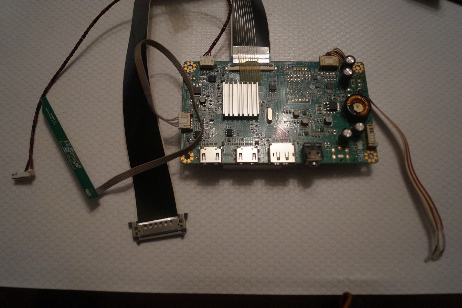 MAIN BOARD 261502010903 MSI G321C FOR 32″ CURVED 4K MONITOR HKCMNT NT68873-D1.3