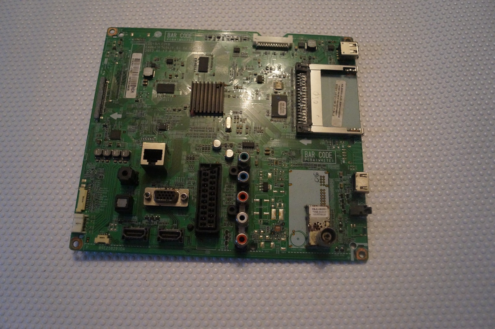 MAIN BOARD EBT62036635 EAX64317404(1.0) FOR 42″ LG 42LS5600 TV