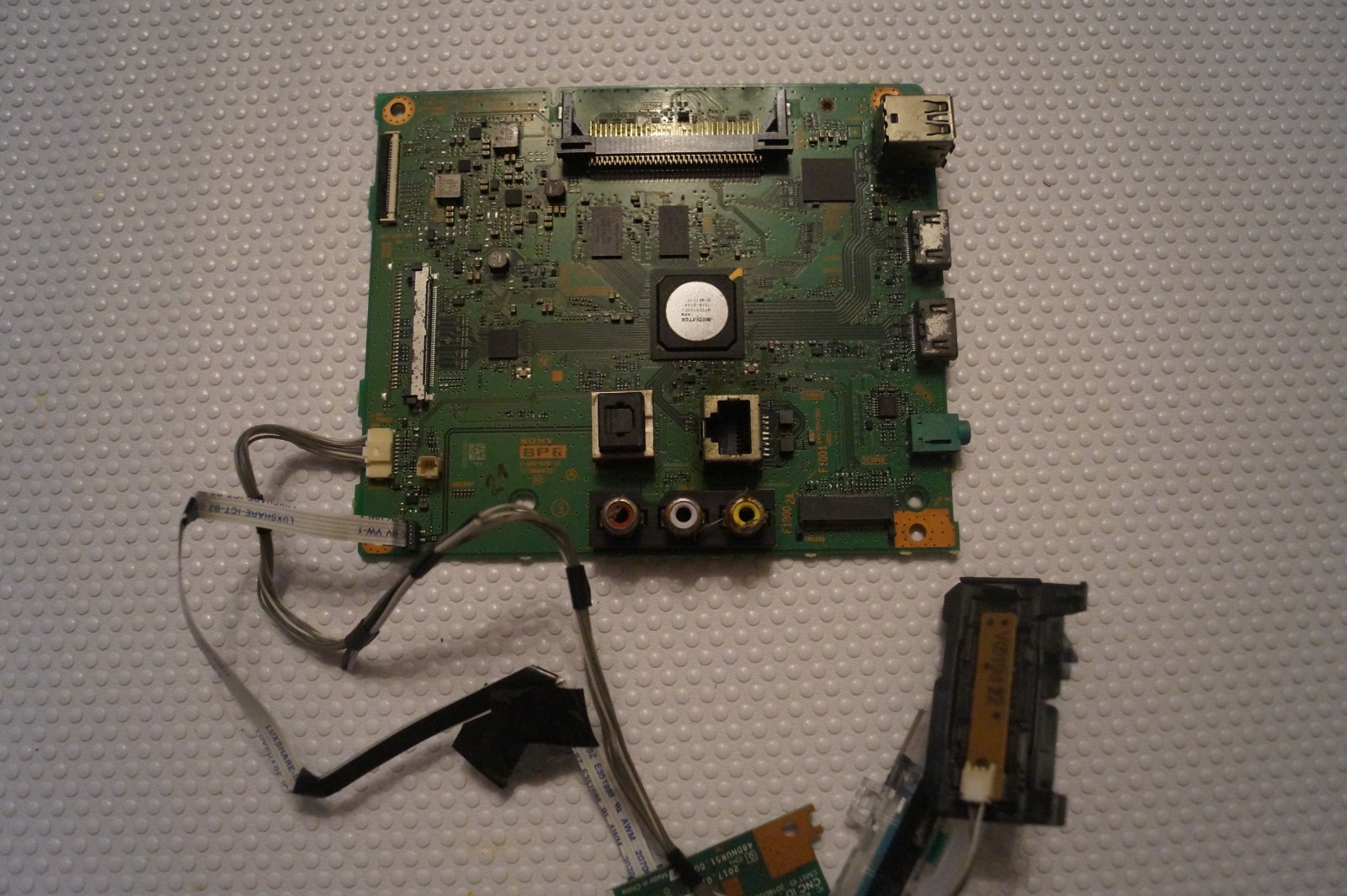 MAIN BOARD  1-982-629-12 (173684512) FOR 43″ SONY KDL-43WF663 LED TV