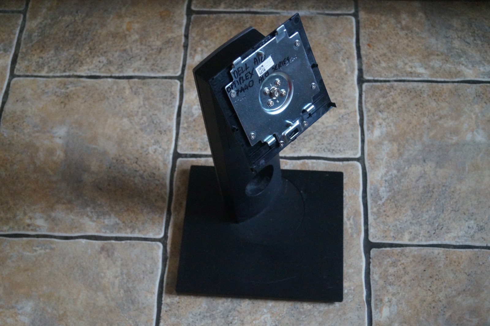 STAND DELL OPTIPLEX 7440 TABLETOP PEDESTAL BASE FOR 24″ PC MONITOR