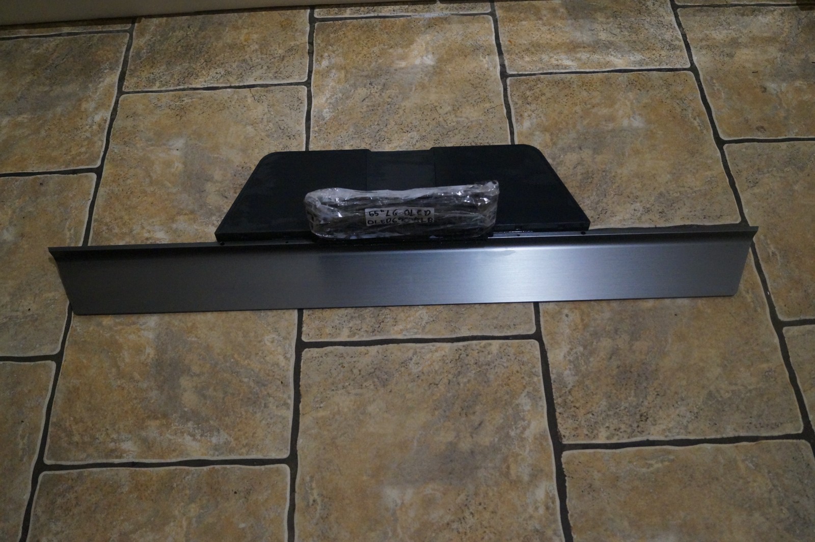 STAND OLED65C14LB TABLETOP PEDESTAL FOR 65″ LG TV, GENUINE WITH SCREWS