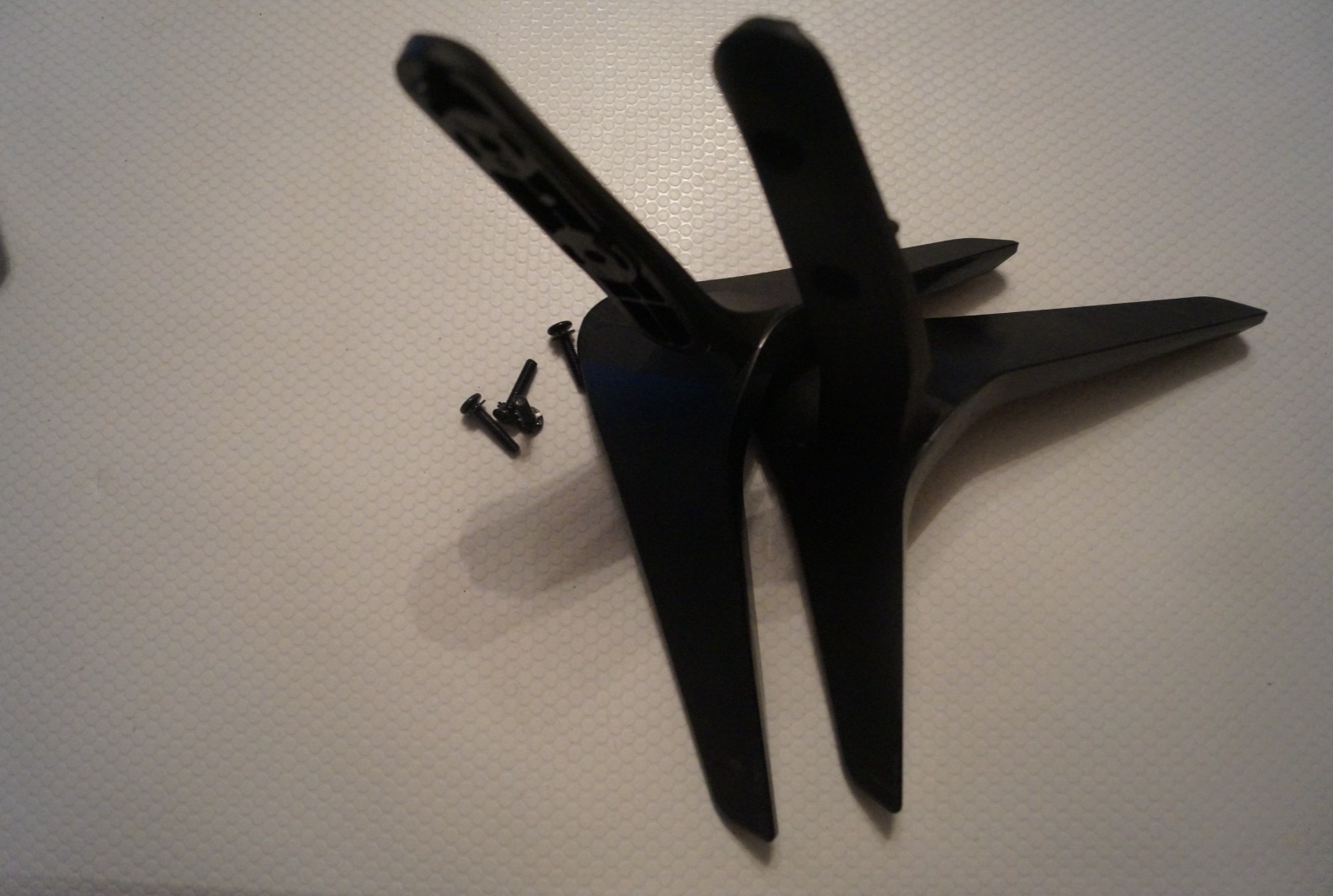 TABLETOP STAND LEGS L & R FOR 40″ LG 40UH630V + GENUINE SCREWS